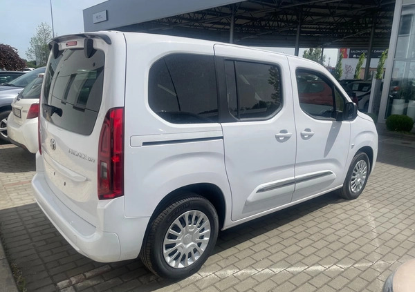 Toyota Proace City Verso cena 124740 przebieg: 5, rok produkcji 2024 z Wojnicz małe 29